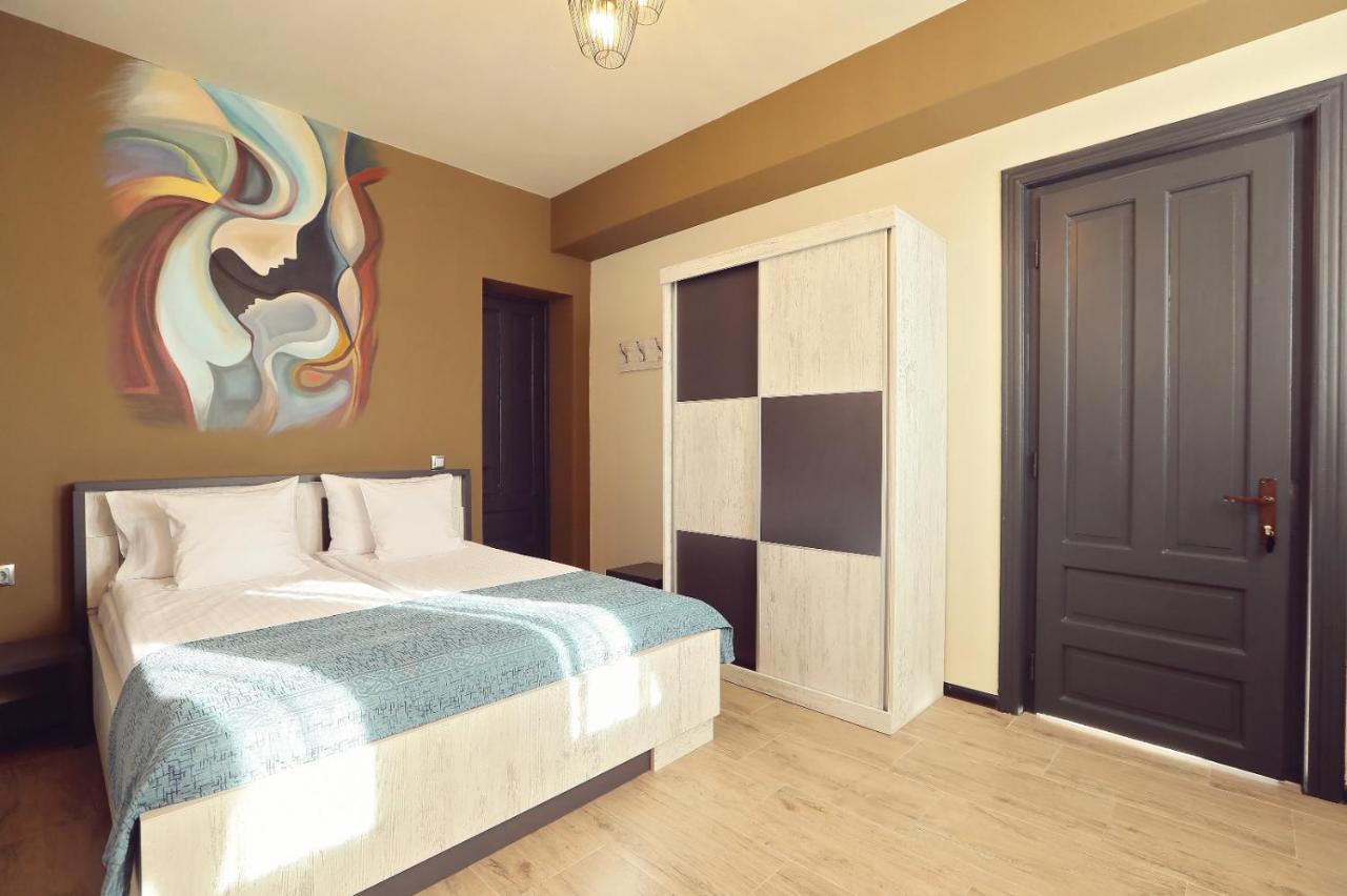 Dezire Guesthouse Бэйле-Уну-Май Экстерьер фото