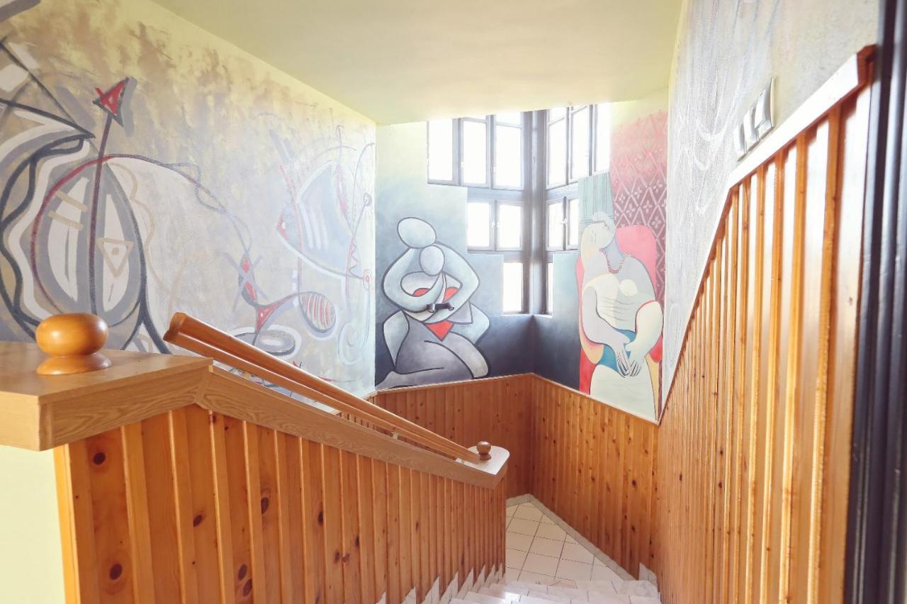 Dezire Guesthouse Бэйле-Уну-Май Экстерьер фото
