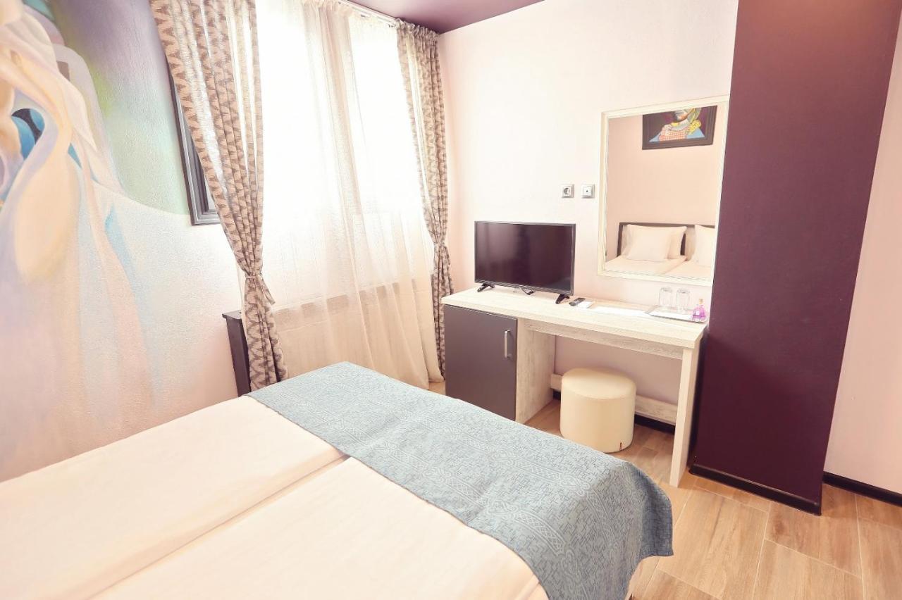 Dezire Guesthouse Бэйле-Уну-Май Экстерьер фото