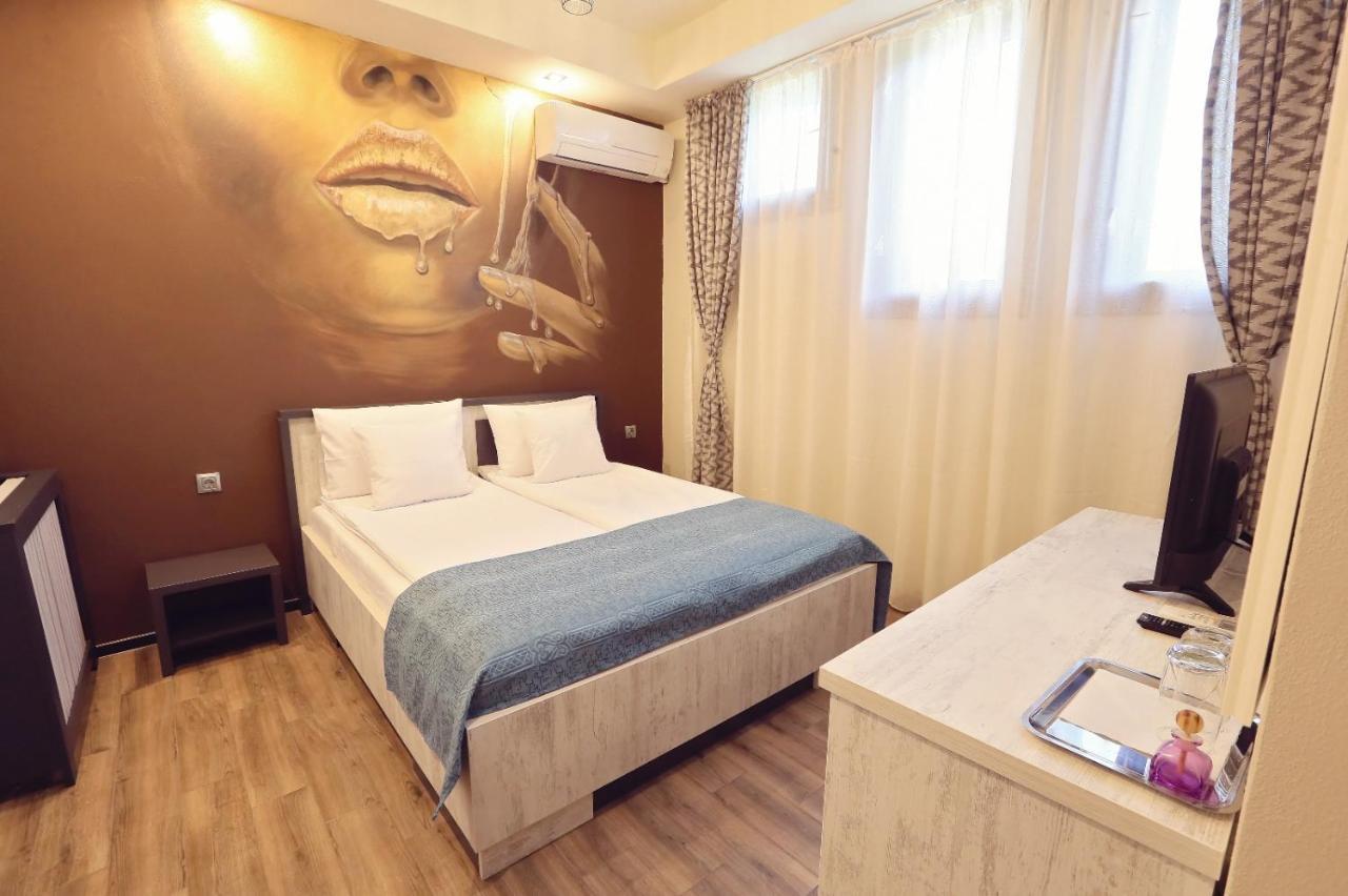 Dezire Guesthouse Бэйле-Уну-Май Экстерьер фото